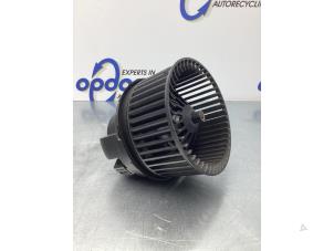 Gebruikte Kachel Ventilatiemotor Ford Transit Connect (PJ2) 1.6 TDCi 16V 95 Prijs € 50,00 Margeregeling aangeboden door Gebr Opdam B.V.
