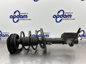 Gebruikte Mac Phersonpoot links-voor Renault Megane III Grandtour (KZ) 1.2 16V TCE 115 Prijs € 64,00 Margeregeling aangeboden door Gebr Opdam B.V.