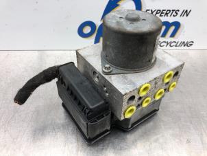 Gebruikte ABS Pomp Mini Mini (R56) 1.4 16V One Prijs € 149,00 Margeregeling aangeboden door Gebr Opdam B.V.