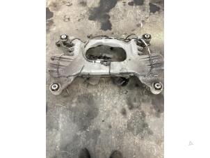 Gebruikte Subframe Landrover Range Rover IV (LG) 4.4 SDV8 32V Prijs € 170,00 Margeregeling aangeboden door Gebr Opdam B.V.