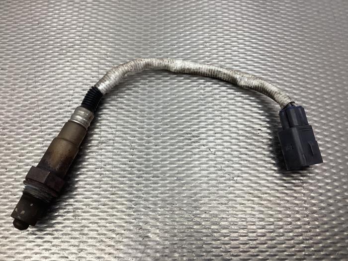 Gebruikte Lambda Sonde Peugeot 107 1.0 12V Prijs € 17,00 Margeregeling aangeboden door Gebr Opdam B.V.