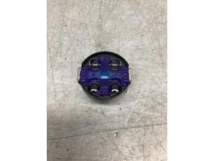 Gebruikte Sensor regen Mercedes A (W176) 1.8 A-200 CDI 16V Prijs € 21,00 Margeregeling aangeboden door Gebr Opdam B.V.