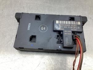 Gebruikte Deur module Mercedes C Sportcoupé (C203) 2.2 C-220 CDI 16V Prijs € 42,00 Margeregeling aangeboden door Gebr Opdam B.V.