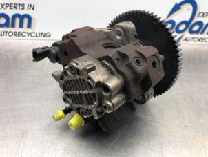 Gebruikte Dieselpomp Renault Master II (JD) 2.5 dCi 115 Prijs € 128,00 Margeregeling aangeboden door Gebr Opdam B.V.