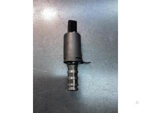 Gebruikte Nokkenas Sensor Peugeot 308 (L3/L8/LB/LH/LP) 1.2 12V e-THP PureTech 130 Prijs € 26,00 Margeregeling aangeboden door Gebr Opdam B.V.