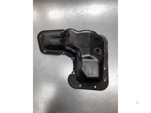 Gebruikte Carterpan Peugeot 208 I (CA/CC/CK/CL) 1.2 12V e-THP PureTech 110 Prijs € 26,00 Margeregeling aangeboden door Gebr Opdam B.V.