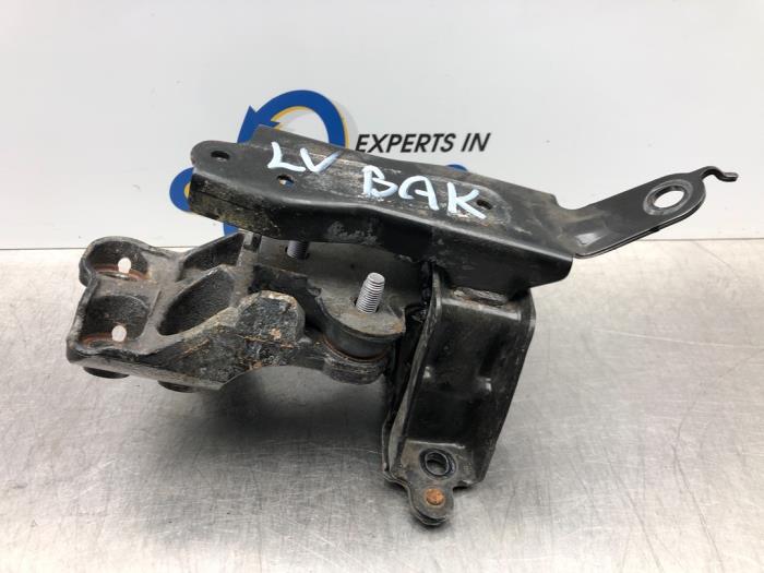 Gebruikte Versnellingsbak Steun Toyota Aygo (B40) 1.0 12V VVT-i Prijs € 34,00 Margeregeling aangeboden door Gebr Opdam B.V.