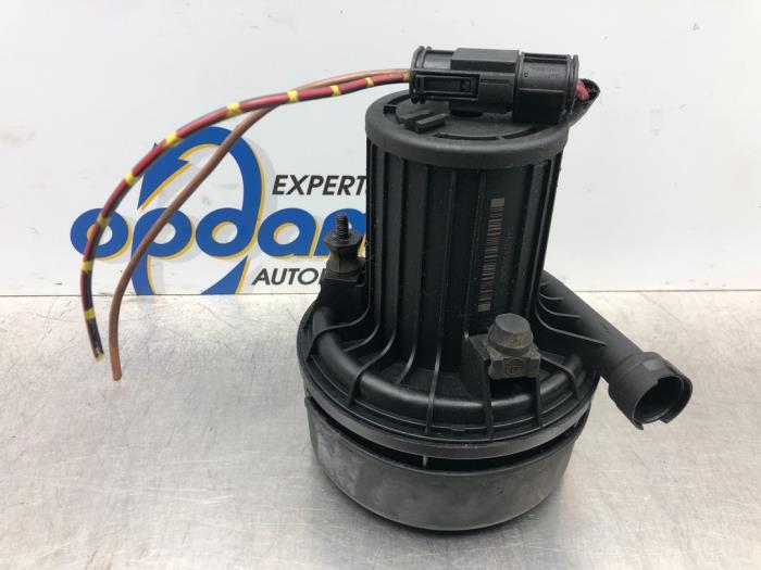 Gebruikte Luchtpomp Uitlaatgas BMW 3 serie Touring (E46/3) 316i 16V Prijs € 64,00 Margeregeling aangeboden door Gebr Opdam B.V.
