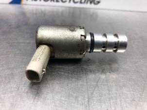 Gebruikte Oliedruk sensor Volkswagen Golf VII (AUA) 2.0 GTI 16V Prijs € 17,00 Margeregeling aangeboden door Gebr Opdam B.V.