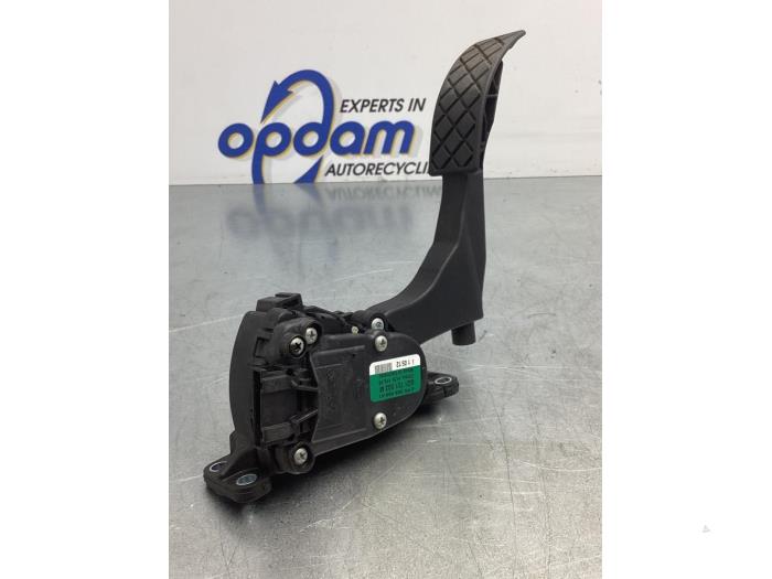 Gebruikte Gaspedaalpositie Sensor Seat Ibiza ST (6J8) 1.2 TDI Ecomotive Prijs € 17,00 Margeregeling aangeboden door Gebr Opdam B.V.