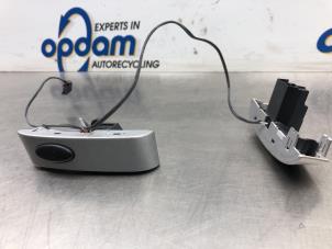 Gebruikte Schakelaar (diversen) Mini Mini Cooper S (R53) 1.6 16V Prijs € 21,00 Margeregeling aangeboden door Gebr Opdam B.V.