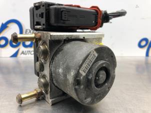 Gebruikte ABS Pomp Mitsubishi Grandis (NA) 2.4 16V MIVEC Prijs € 128,00 Margeregeling aangeboden door Gebr Opdam B.V.