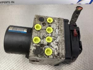 Gebruikte ABS Pomp Volkswagen Passat Variant (3C5) 2.0 FSI 16V Prijs € 85,00 Margeregeling aangeboden door Gebr Opdam B.V.