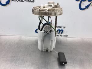 Gebruikte Benzinepomp Fiat 500 (312) 0.9 TwinAir 80 Prijs € 42,00 Margeregeling aangeboden door Gebr Opdam B.V.