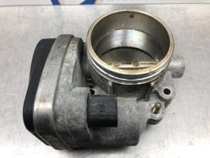 Gebruikte Gasklephuis BMW 5 serie Touring (E39) 525i 24V Prijs € 64,00 Margeregeling aangeboden door Gebr Opdam B.V.