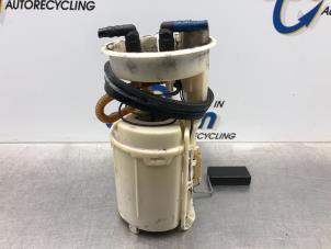 Gebruikte Benzinepomp Audi A3 (8L1) 1.8 20V Turbo Prijs € 42,00 Margeregeling aangeboden door Gebr Opdam B.V.