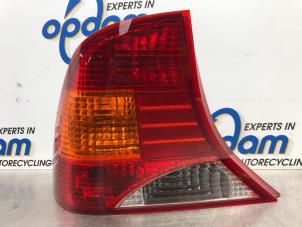 Gebruikte Achterlicht links Ford Focus 1 1.8 16V Prijs € 50,00 Margeregeling aangeboden door Gebr Opdam B.V.