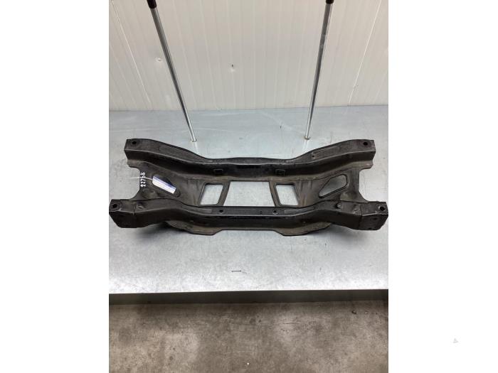 Gebruikte Subframe Fiat 500X (334) 1.0 FireFly Turbo 120 12V Prijs € 170,00 Margeregeling aangeboden door Gebr Opdam B.V.