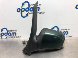 Gebruikte Spiegel Buiten links Ford Focus C-Max 1.8 16V Prijs € 42,00 Margeregeling aangeboden door Gebr Opdam B.V.