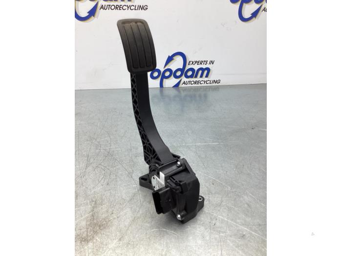 Gebruikte Gaspedaalpositie Sensor Peugeot 308 SW (L4/L9/LC/LJ/LR) 1.6 BlueHDi 120 Prijs € 30,00 Margeregeling aangeboden door Gebr Opdam B.V.