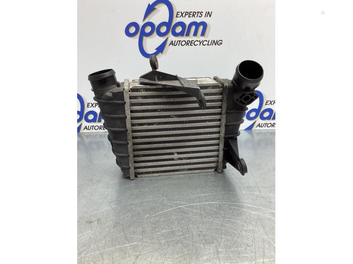 Gebruikte Intercooler Volkswagen Polo IV (9N1/2/3) 1.4 TDI 70 Prijs € 64,00 Margeregeling aangeboden door Gebr Opdam B.V.