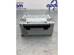 Gebruikte Radio CD Speler Ford Transit Courier 1.5 TDCi 95 Prijs € 149,00 Margeregeling aangeboden door Gebr Opdam B.V.