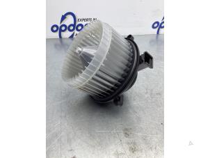 Gebruikte Aanjager Opel Insignia Sports Tourer 1.4 Turbo 16V Ecotec Prijs € 38,00 Margeregeling aangeboden door Gebr Opdam B.V.