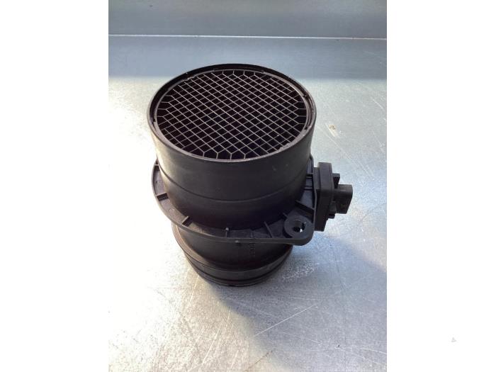 Gebruikte Luchthoeveelheidsmeter Audi A4 Avant (B8) 2.0 TDI 177 16V Prijs € 13,00 Margeregeling aangeboden door Gebr Opdam B.V.