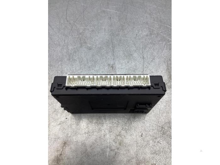 Computer Body Control van een Kia Rio III (UB) 1.1 CRDi VGT 12V 2012