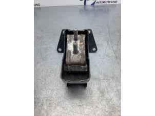 Gebruikte Motorsteun Iveco New Daily VI Prijs € 50,82 Inclusief btw aangeboden door Gebr Opdam B.V.