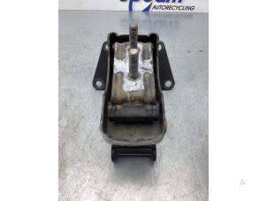 Gebruikte Motorsteun Iveco New Daily VI Prijs € 50,82 Inclusief btw aangeboden door Gebr Opdam B.V.