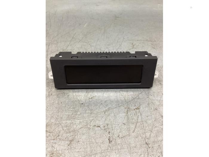Gebruikte Display Interieur Citroen C3 (SC) 1.0 Vti 68 12V Prijs € 26,00 Margeregeling aangeboden door Gebr Opdam B.V.