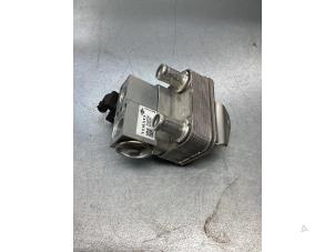 Gebruikte Warmtewisselaar Volvo XC90 II 2.0 T8 16V Twin Engine AWD Prijs € 60,00 Margeregeling aangeboden door Gebr Opdam B.V.