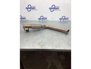 Gebruikte Uitlaat voorpijp Mercedes Vito (447.6) 2.0 116 CDI 16V Prijs € 77,44 Inclusief btw aangeboden door Gebr Opdam B.V.