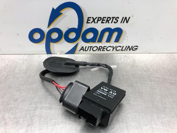 Gebruikte Brandstofpomp module Skoda Fabia III Combi (NJ5) 1.2 TSI 16V Greentech Prijs € 30,00 Margeregeling aangeboden door Gebr Opdam B.V.