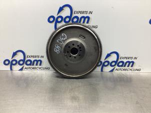 Gebruikte Vliegwiel Opel Karl 1.0 12V Prijs € 85,00 Margeregeling aangeboden door Gebr Opdam B.V.