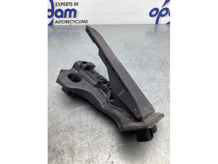 Gebruikte Gaspedaalpositie Sensor Skoda Octavia Combi (1Z5) 1.4 TSI 16V Prijs € 21,00 Margeregeling aangeboden door Gebr Opdam B.V.