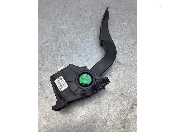 Gebruikte Sensor Gaspedaalpositie Chevrolet Aveo 1.3 D 16V Prijs € 42,00 Margeregeling aangeboden door Gebr Opdam B.V.