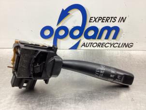 Gebruikte Ruitenwis Schakelaar Toyota Starlet (EP9) 1.3,XLi,GLi 16V Prijs € 21,00 Margeregeling aangeboden door Gebr Opdam B.V.