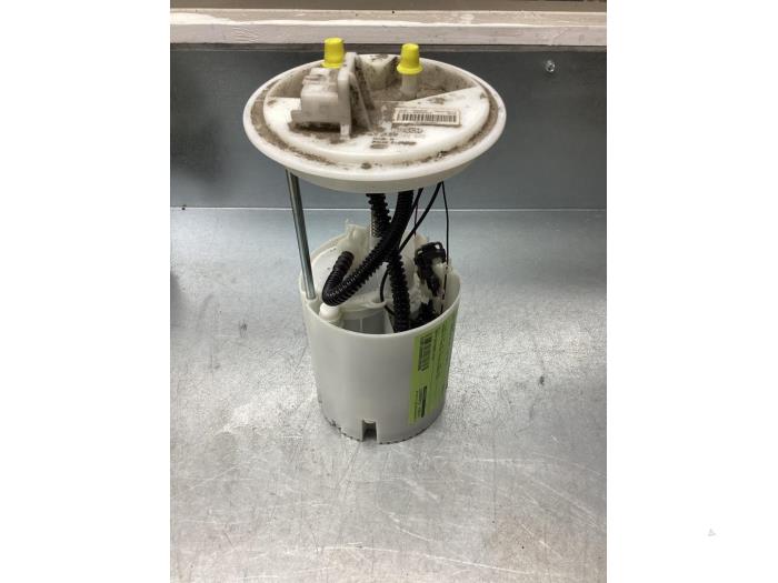 Gebruikte Benzinepomp Opel Meriva (B) 1.4 Turbo 16V ecoFLEX Prijs € 51,00 Margeregeling aangeboden door Gebr Opdam B.V.