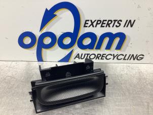 Nieuwe Schakelaar achterklep Citroen C4 Grand Picasso Prijs € 30,19 Inclusief btw aangeboden door Gebr Opdam B.V.