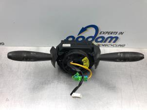 Gebruikte Combischakelaar Stuurkolom Fiat Punto II (188) 1.2 60 S Prijs € 42,00 Margeregeling aangeboden door Gebr Opdam B.V.