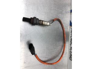 Gebruikte Lambda Sonde Renault Twingo II (CN) 1.2 16V Prijs € 26,00 Margeregeling aangeboden door Gebr Opdam B.V.