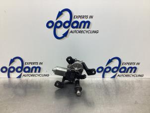 Gebruikte Ruitenwissermotor achter Opel Astra J (PC6/PD6/PE6/PF6) 1.4 Turbo 16V Prijs € 34,00 Margeregeling aangeboden door Gebr Opdam B.V.