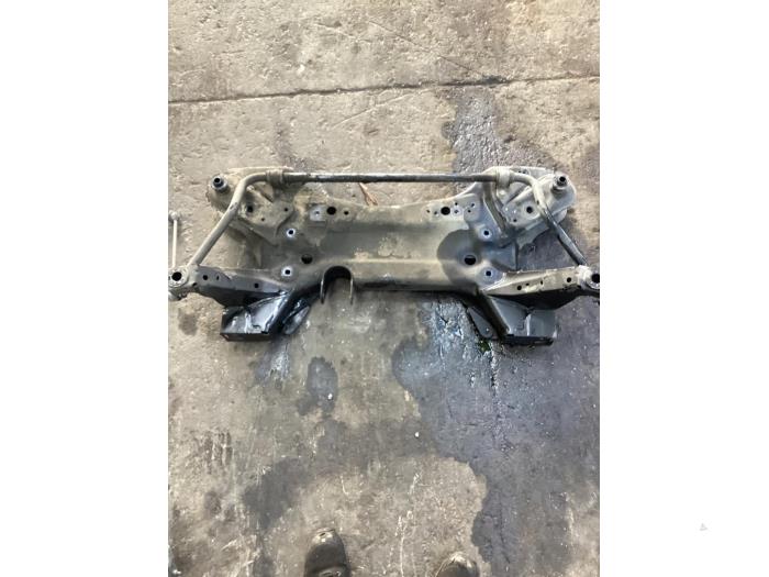 Gebruikte Subframe Renault Master III (EV/HV/UV/VA/VB/VD/VF/VG/VJ) 2.3 dCi 130 16V FWD Prijs € 256,52 Inclusief btw aangeboden door Gebr Opdam B.V.