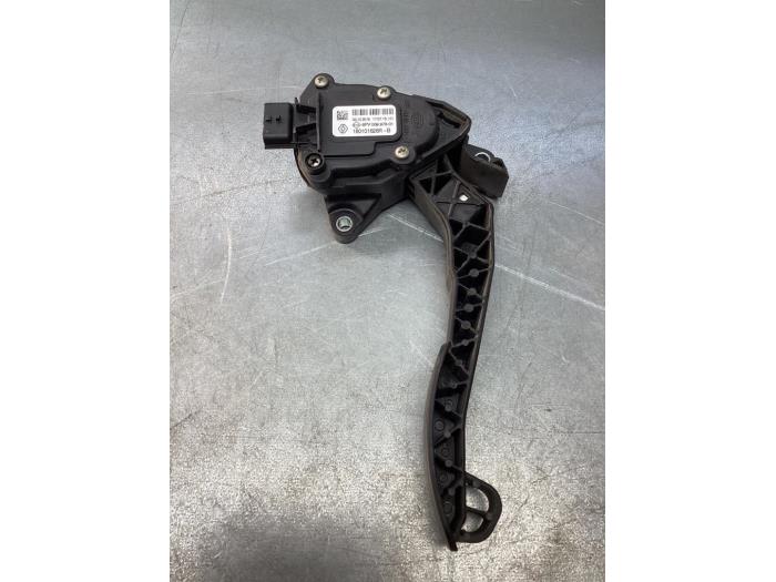 Gebruikte Gaspedaalpositie Sensor Renault Master III (EV/HV/UV/VA/VB/VD/VF/VG/VJ) 2.3 dCi 130 16V FWD Prijs € 51,00 Margeregeling aangeboden door Gebr Opdam B.V.
