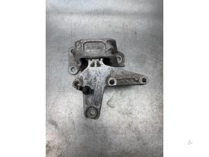 Gebruikte Motorsteun Renault Scénic III (JZ) 1.5 dCi 110 Prijs € 26,00 Margeregeling aangeboden door Gebr Opdam B.V.