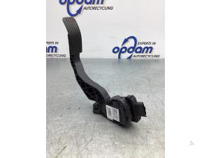 Gebruikte Gaspedaalpositie Sensor Peugeot 208 I (CA/CC/CK/CL) 1.2 Vti 12V PureTech 82 Prijs € 26,00 Margeregeling aangeboden door Gebr Opdam B.V.