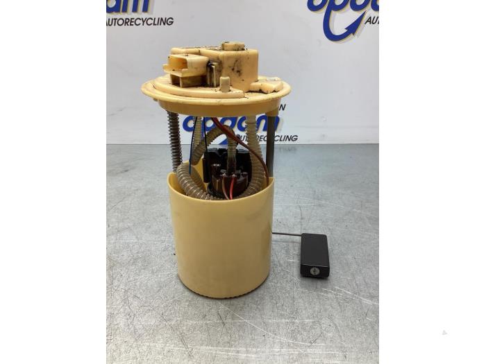 Gebruikte Tank element Pomp Fiat Punto II (188) 1.3 JTD Multijet 16V Prijs € 38,00 Margeregeling aangeboden door Gebr Opdam B.V.