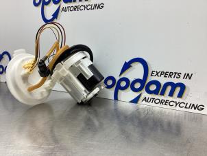 Gebruikte Benzinepomp Audi A4 (B9) 1.4 TFSI 16V Prijs € 106,00 Margeregeling aangeboden door Gebr Opdam B.V.